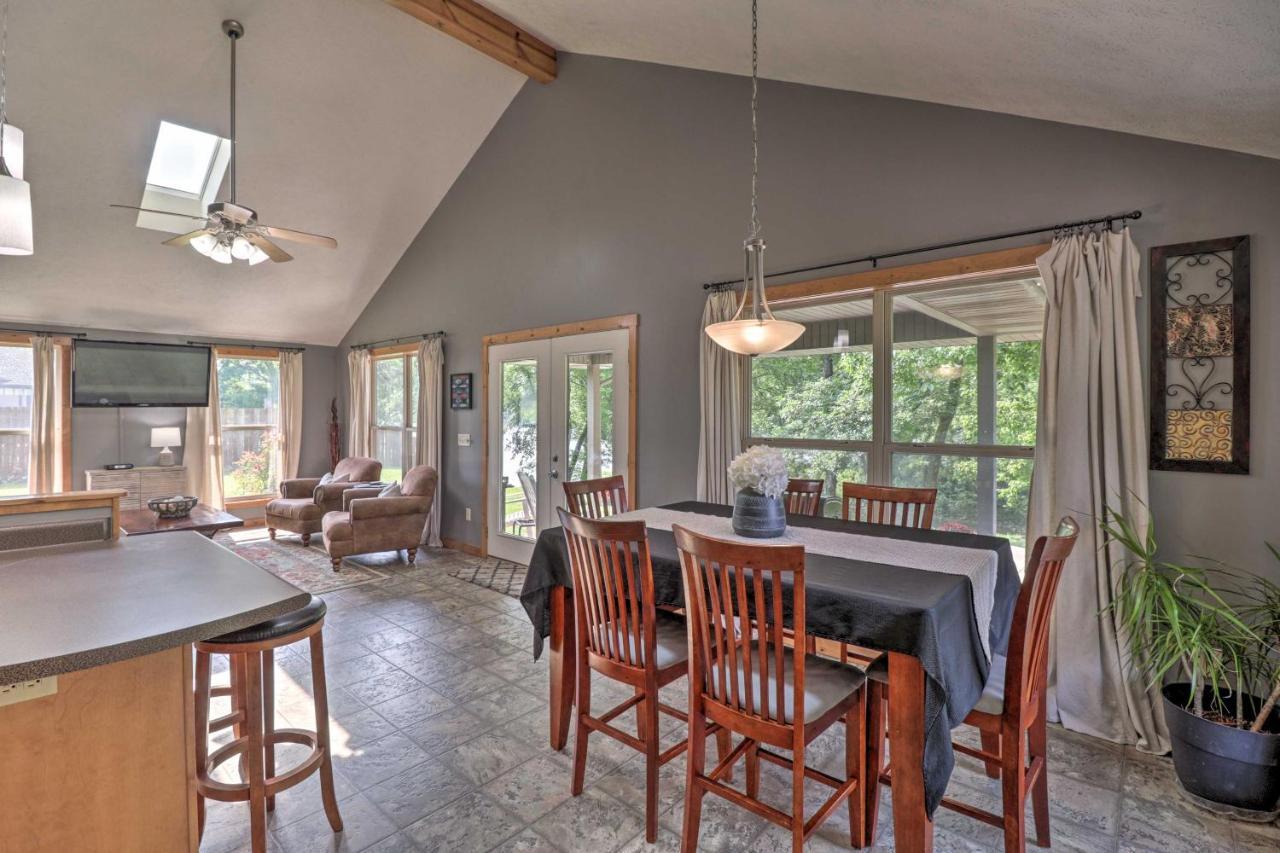 Mountain Home Cottage With Deck On White River! Gassville Exterior photo