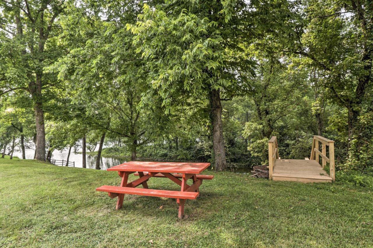 Mountain Home Cottage With Deck On White River! Gassville Exterior photo