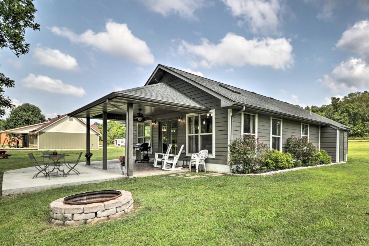 Mountain Home Cottage With Deck On White River! Gassville Exterior photo