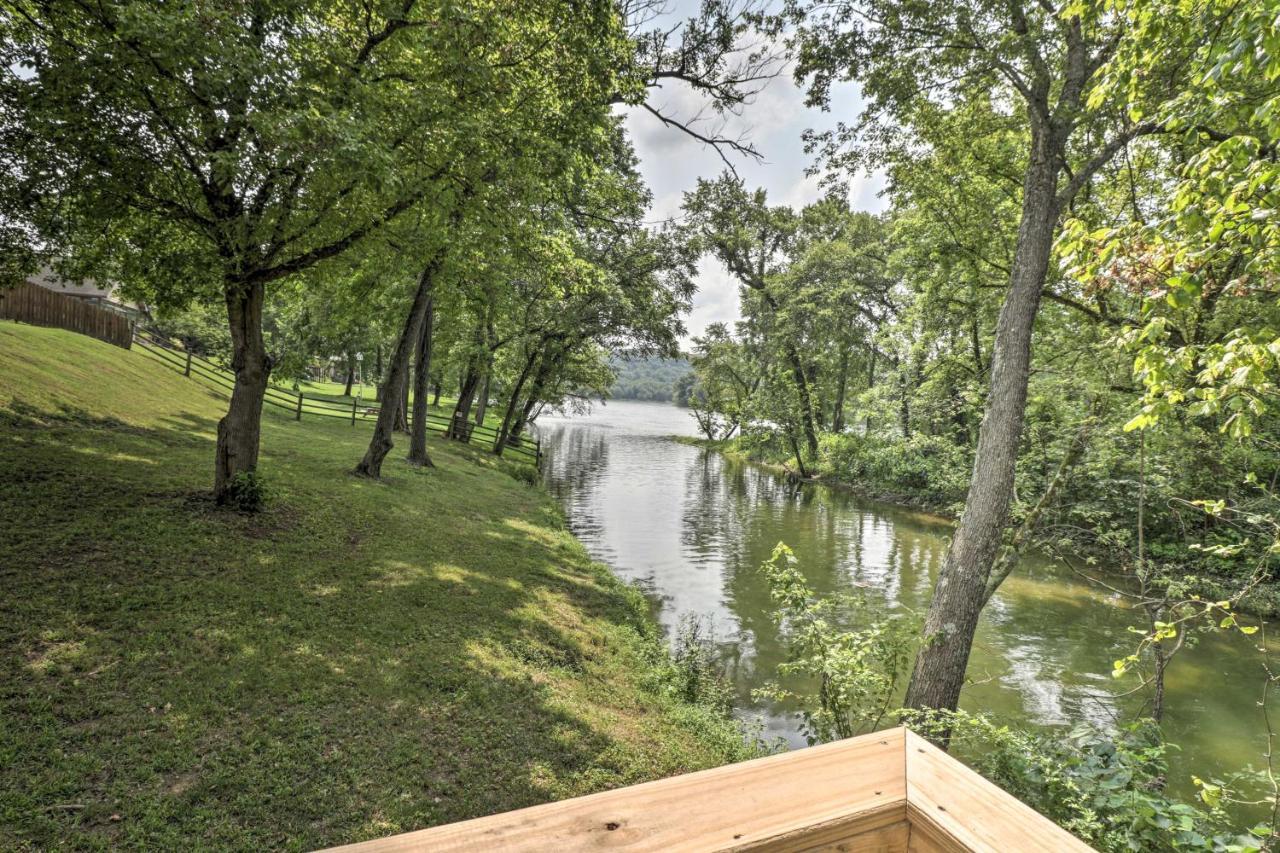 Mountain Home Cottage With Deck On White River! Gassville Exterior photo