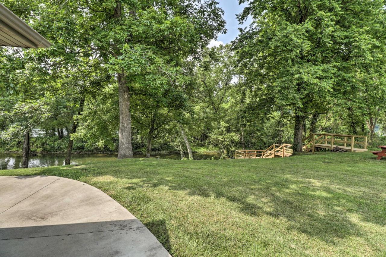 Mountain Home Cottage With Deck On White River! Gassville Exterior photo